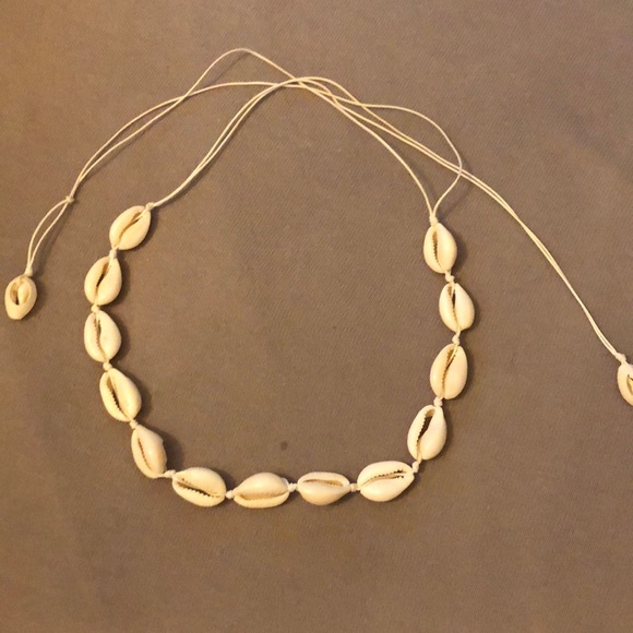 Shell necklace choker - Picture 2 of 2
